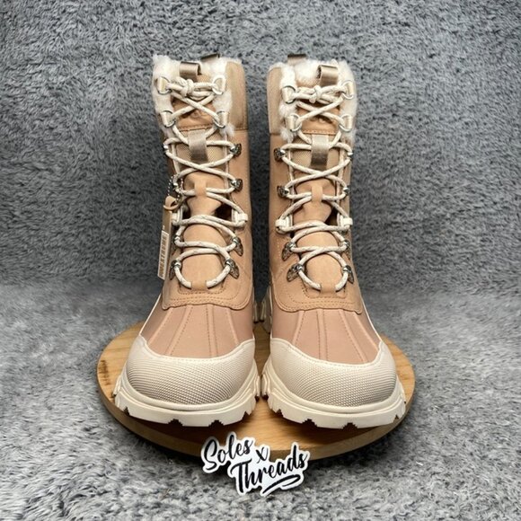 UGG Adirondack Meridian Hiking Boots Size 7.5 Women Sand 1169050 - Picture 3 of 7